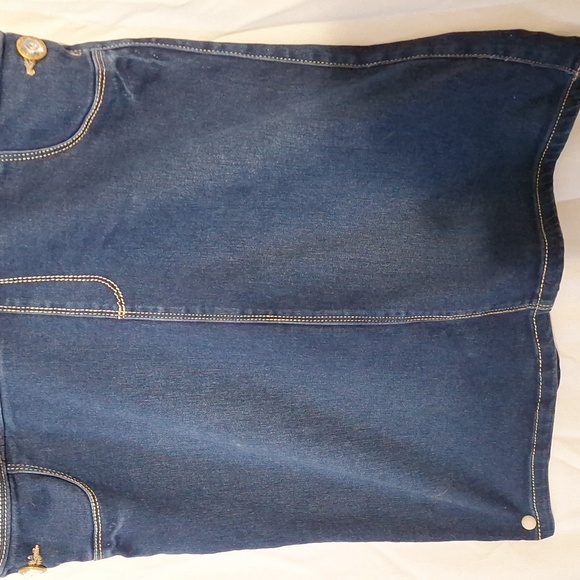 3/$20-Denim Midi Overall Skirt W. Suspenders And Faux Diamond Trim, 6, NWOT - Picture 5 of 12